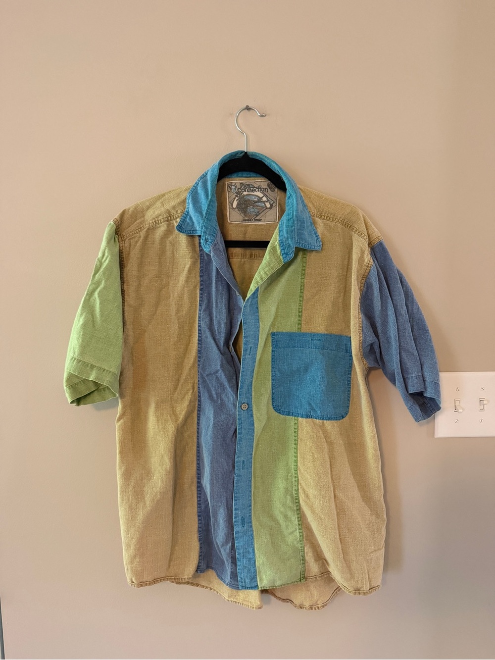 Pier Connection Vintage Men's Colorblock Short Sleeve Shirt - Blue/Green/Tan